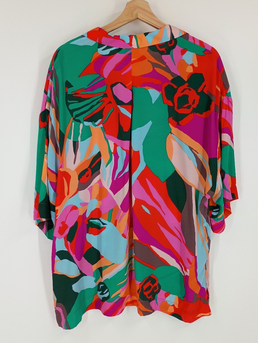 GAP Women's Multicolor Abstract Button-Front Top - Green/Magenta - Picture 5 of 6